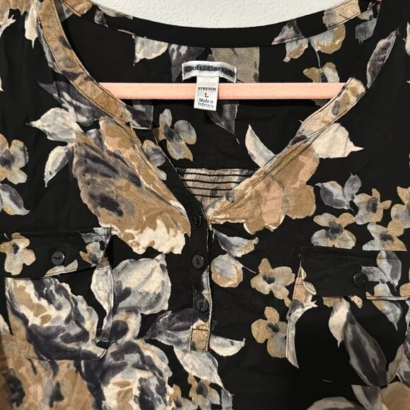 Croft & Barrow Lightweight Floral Pocket Blouse L - Picture 2 of 5